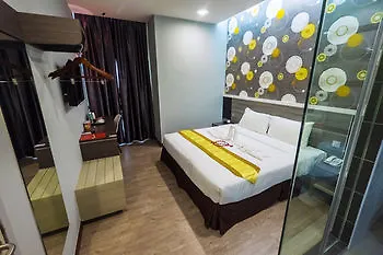 Indra Hotel איפוה 2*,  מלזיה
